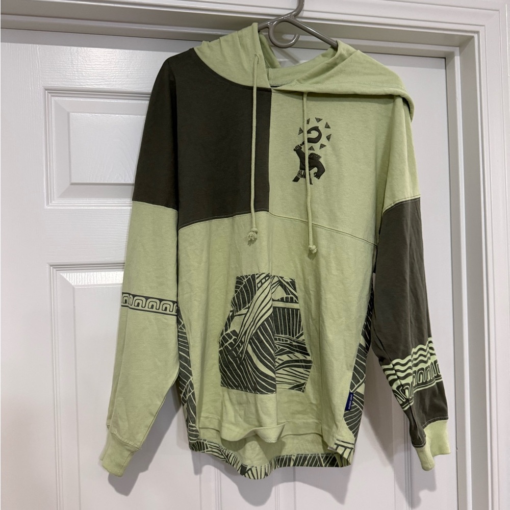 Disney Moana Maui Wayfinder Spirt Jersey Small